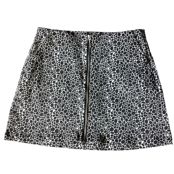 Obey Zip Front Mini Skirt Faded Black White Dot Print Size 27 - Picture 1 of 10